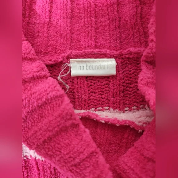 Pink Cozy Top 💗 - Picture 6 of 13